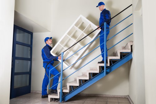 Flexible local moving support with van and boxes in Shepherd's Bush
